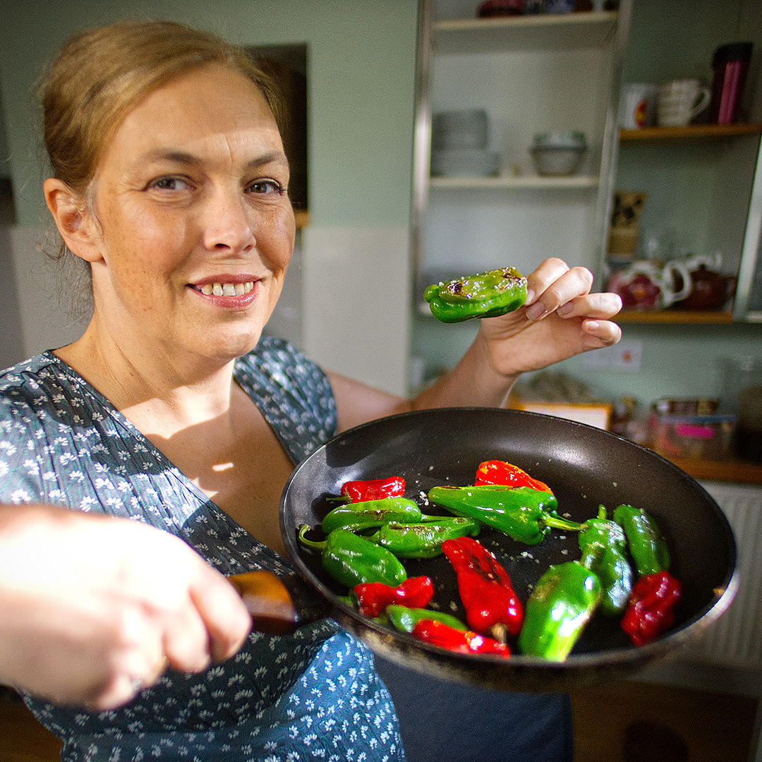 Pimiento de Padron Chilli cooking